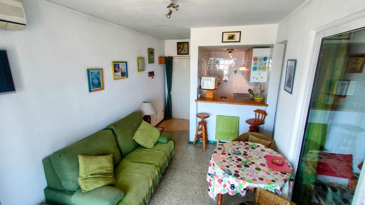 Summer Breeze Apartment Empuriabrava Exterior photo